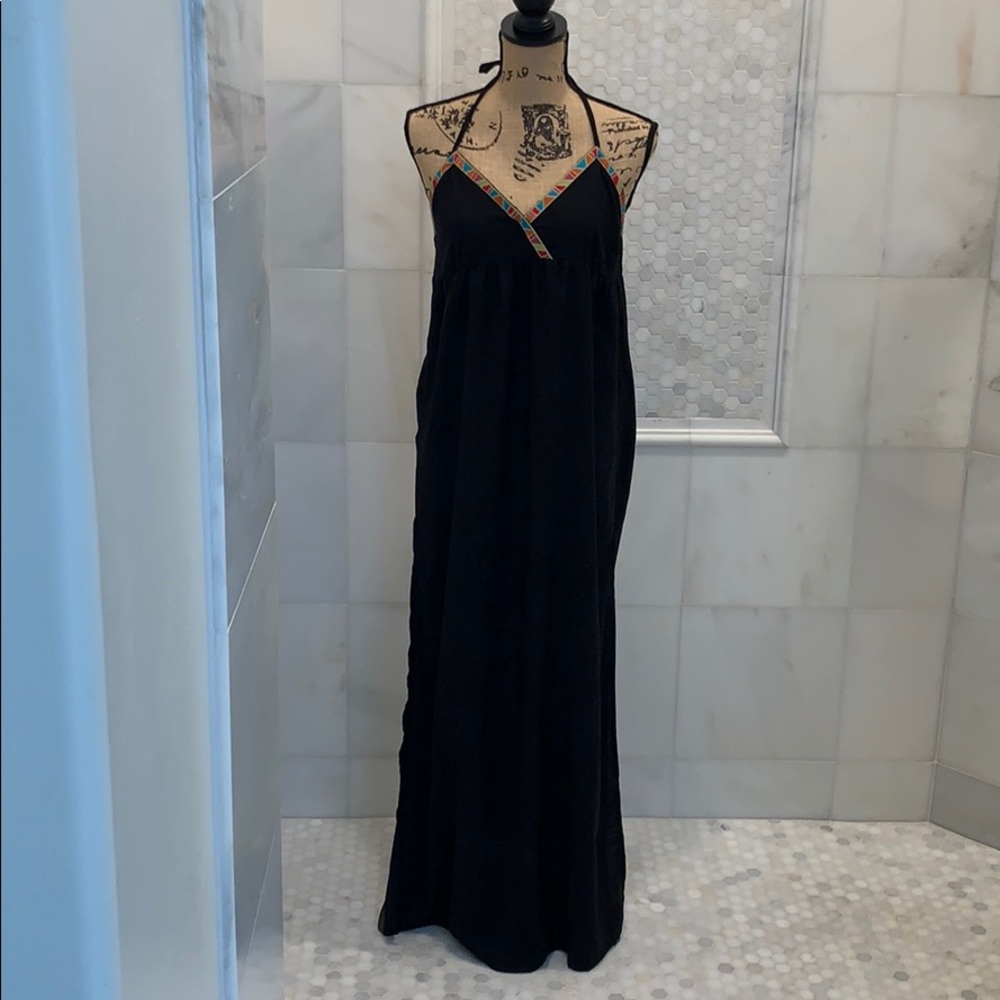 Black gentle used Cover up